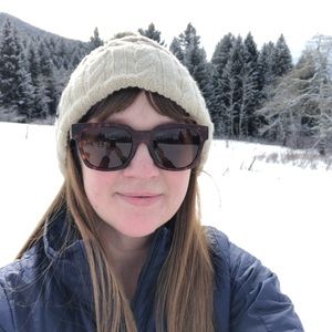 Meet your posher, Emily